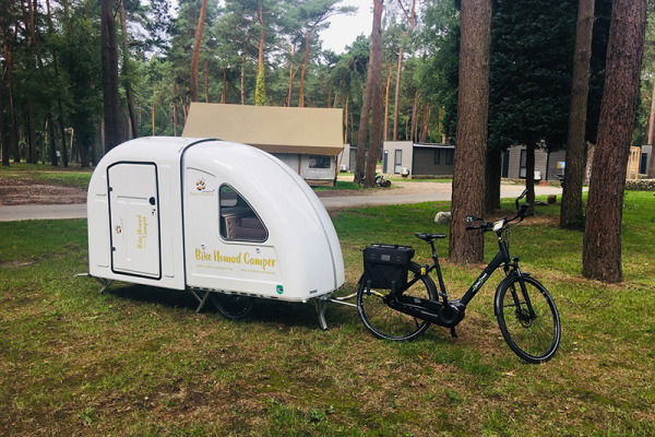 het formulier Nadenkend Consulaat Bike Nomad Camper fietst zomer in | Nationaal Park